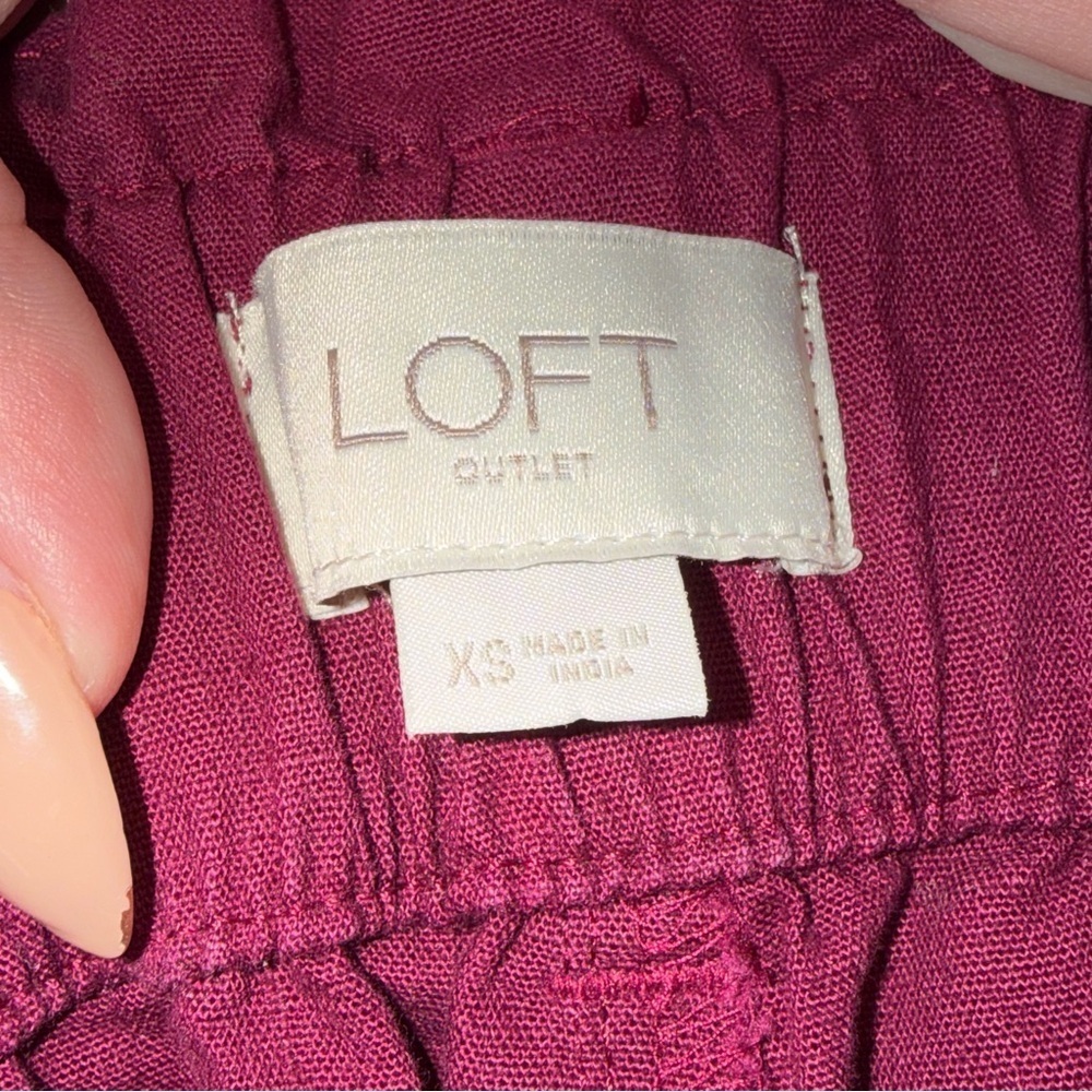 LOFT Outlet Burgundy High-Rise Straight Leg Elastic Waist Pants XS EUC - Picture 4 of 4